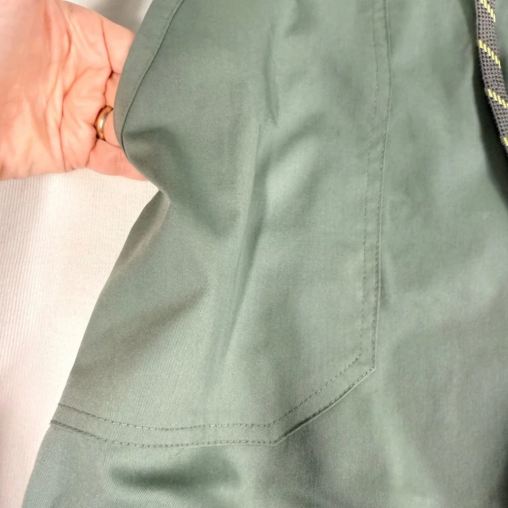 Med Works Epic Cargo Scrub Pants Large Short Olive Green Stretch 9500S